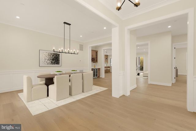 7008 AMY LN, Bethesda, MD 20817