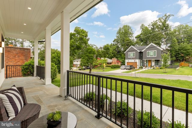 7008 AMY LN, Bethesda, MD 20817