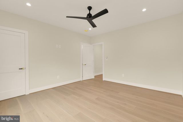 7008 AMY LN, Bethesda, MD 20817
