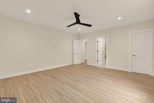7008 AMY LN, Bethesda, MD 20817