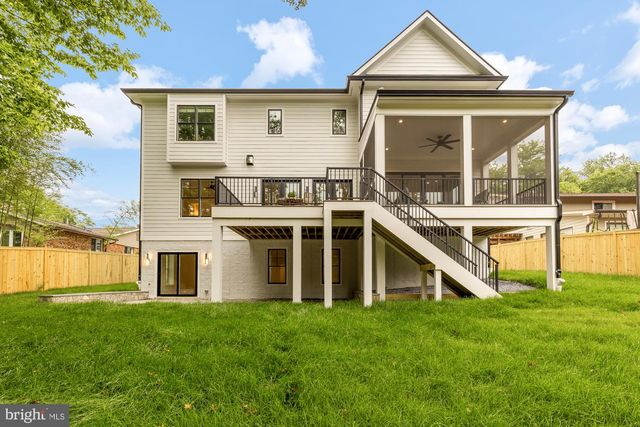 7008 AMY LN, Bethesda, MD 20817