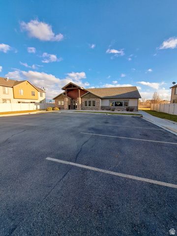 1238 N BAYCREST DR, Saratoga Springs, UT 84045