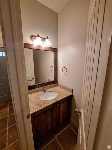 1238 N BAYCREST DR, Saratoga Springs, UT 84045