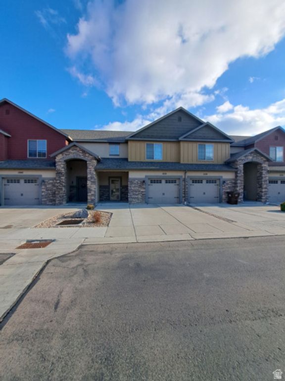 1238 N BAYCREST DR, Saratoga Springs, UT 84045