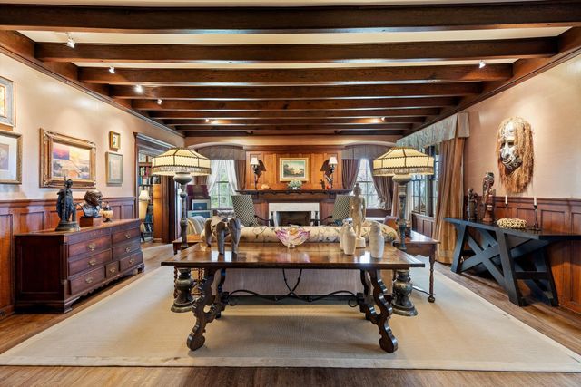 588 W Brow Road, Lookout Mountain, TN 37350