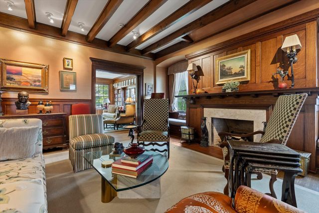588 W Brow Road, Lookout Mountain, TN 37350