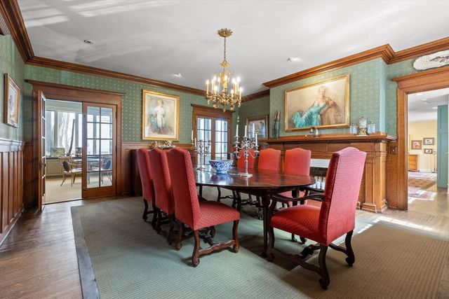 588 W Brow Road, Lookout Mountain, TN 37350