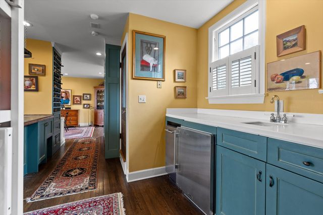 588 W Brow Road, Lookout Mountain, TN 37350