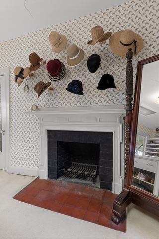 588 W Brow Road, Lookout Mountain, TN 37350
