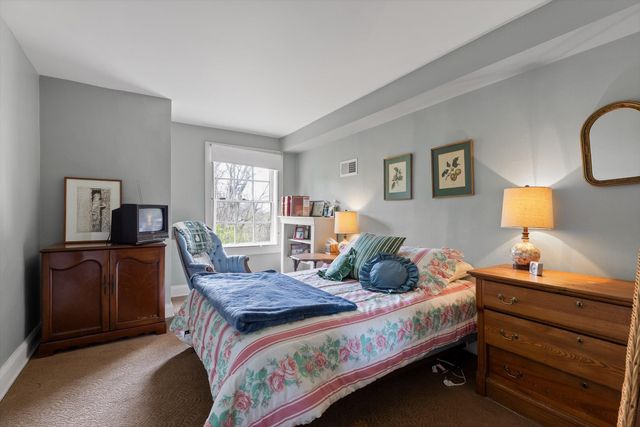 588 W Brow Road, Lookout Mountain, TN 37350