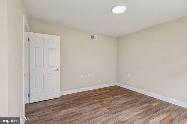 18 FLINTSHIRE TER, Manchester Township, NJ 08759