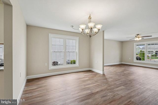 18 FLINTSHIRE TER, Manchester Township, NJ 08759