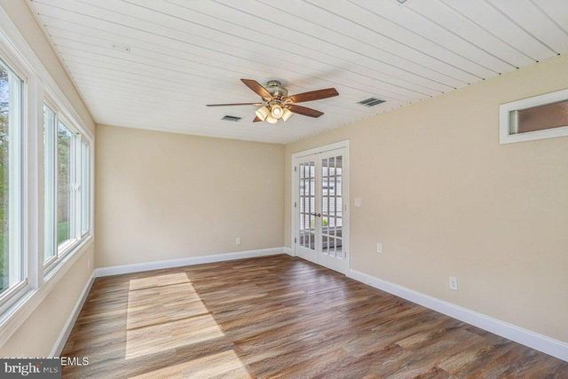 18 FLINTSHIRE TER, Manchester Township, NJ 08759