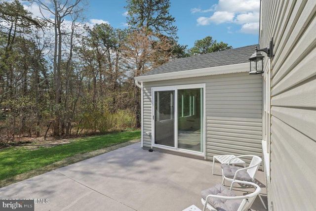 18 FLINTSHIRE TER, Manchester Township, NJ 08759