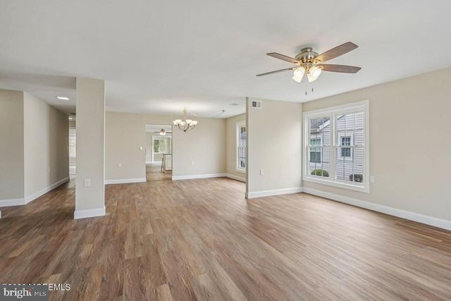 18 FLINTSHIRE TER, Manchester Township, NJ 08759