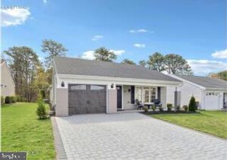 18 FLINTSHIRE TER, Manchester Township, NJ 08759