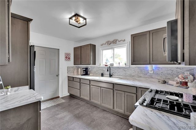 5 Macamley Street, Buffalo, NY 14220