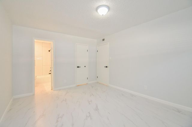 6410 Del Monte Drive 106, Houston, TX 77057