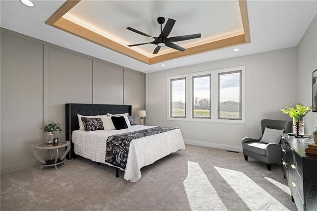 605 Hampstead Drive, Raymore, MO 64083