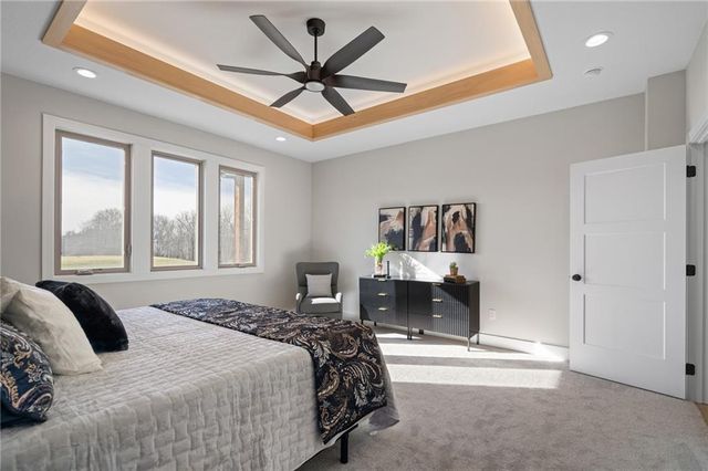 605 Hampstead Drive, Raymore, MO 64083