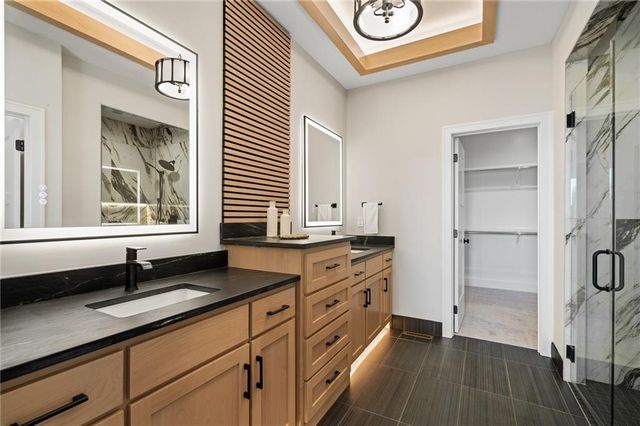 605 Hampstead Drive, Raymore, MO 64083