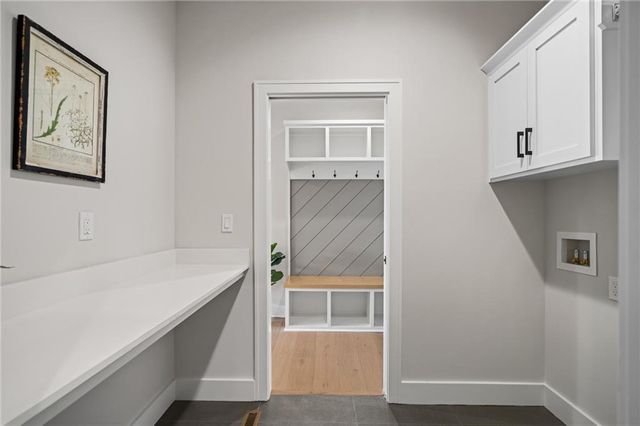 605 Hampstead Drive, Raymore, MO 64083