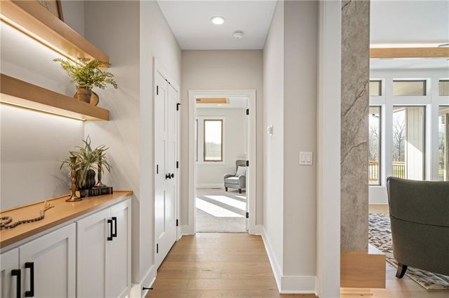 605 Hampstead Drive, Raymore, MO 64083