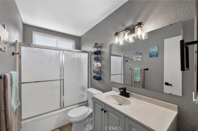 1501 Rock Springs Road, San Marcos, CA 92069