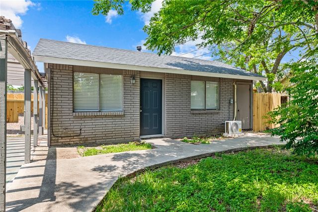 618 Grant Pl Pl, Corpus Christi, TX 78411