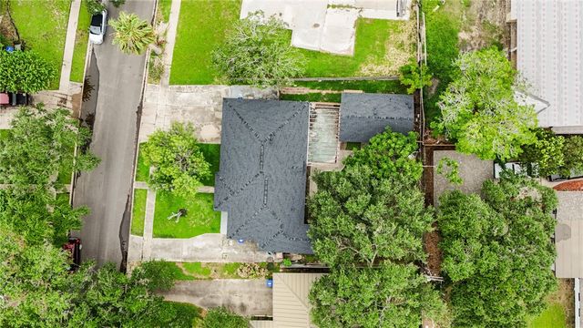 618 Grant Pl Pl, Corpus Christi, TX 78411