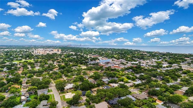 618 Grant Pl Pl, Corpus Christi, TX 78411