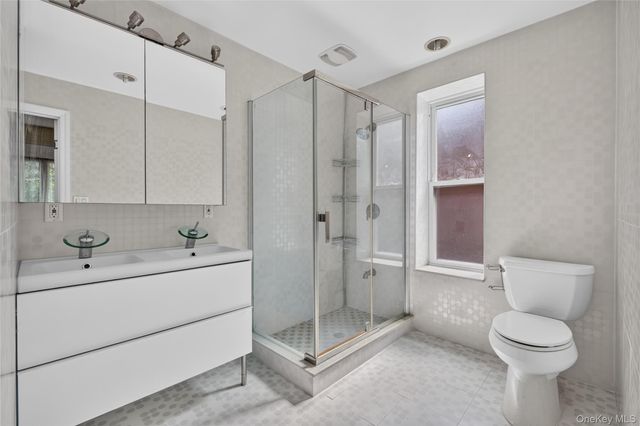 45-23 Utopia Parkway, Flushing, NY 11358
