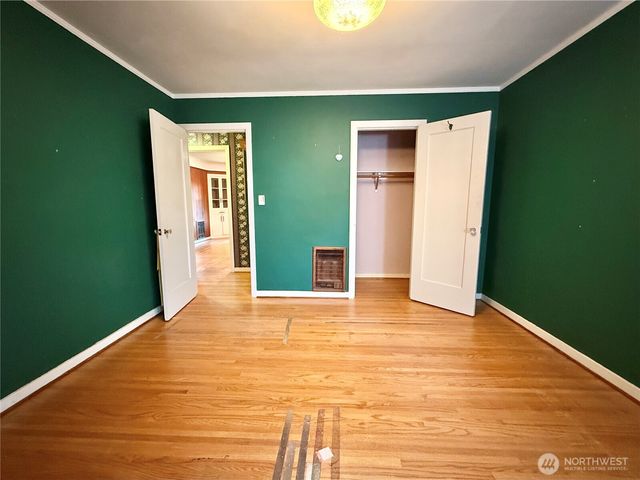 1014 NW 45th St, Vancouver, WA 98660