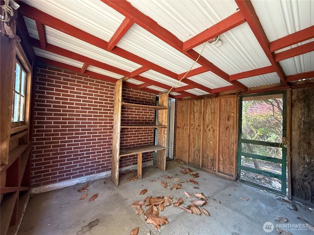 1014 NW 45th St, Vancouver, WA 98660