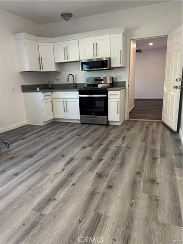 16029 Ceres, Fontana, CA 92335