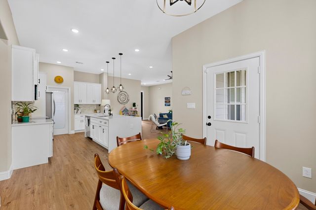 821 E 2nd Street, Weatherford, TX 76086