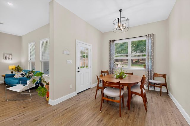 821 E 2nd Street, Weatherford, TX 76086