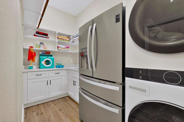 821 E 2nd Street, Weatherford, TX 76086
