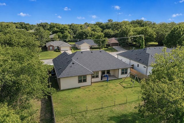 821 E 2nd Street, Weatherford, TX 76086