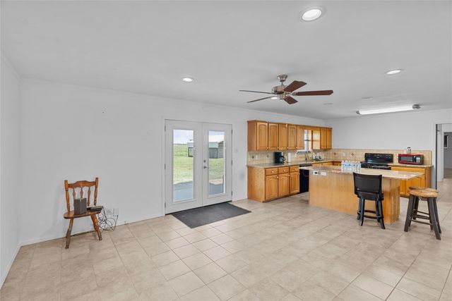 9518 County Road 913, Godley, TX 76044