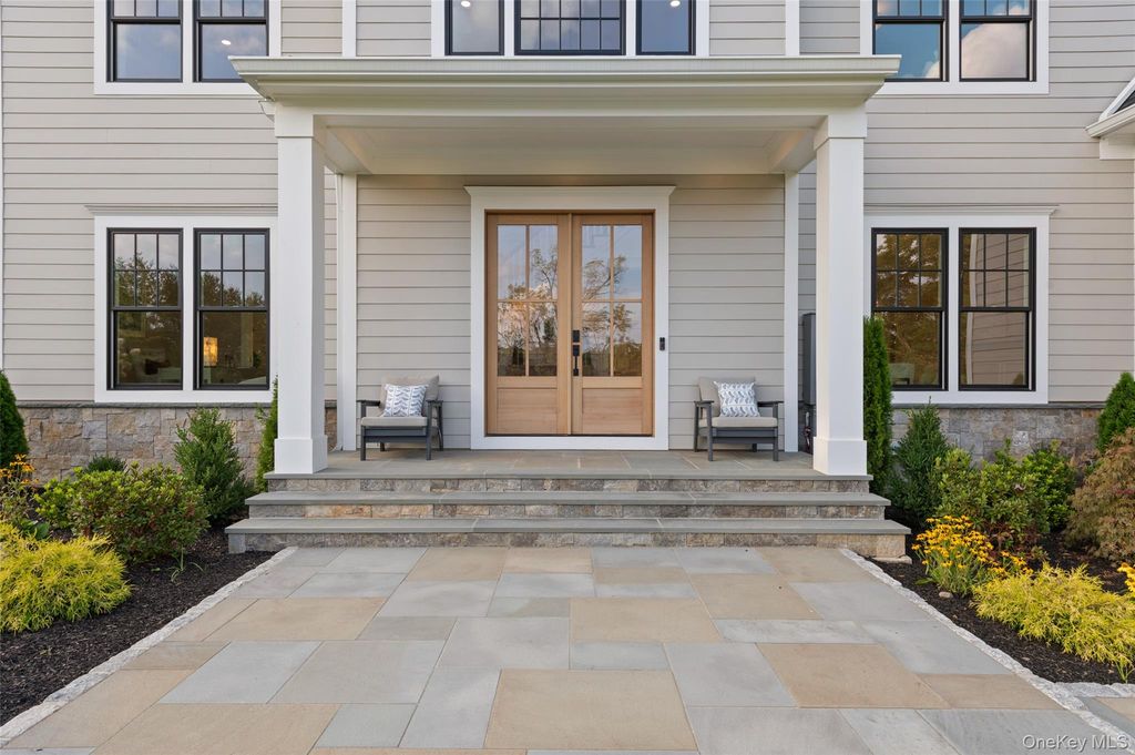 361 Long Hill Road E, Briarcliff Manor, NY 10510 — photo 2