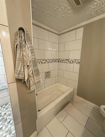 4001 Lake Street, Lake Charles, LA 70605