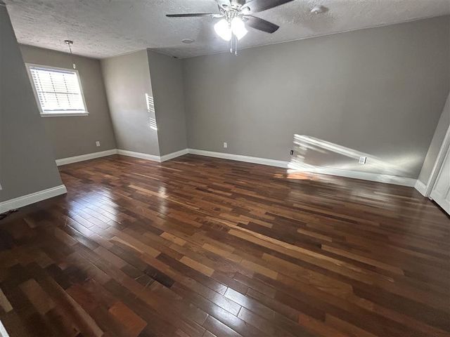 4001 Lake Street, Lake Charles, LA 70605