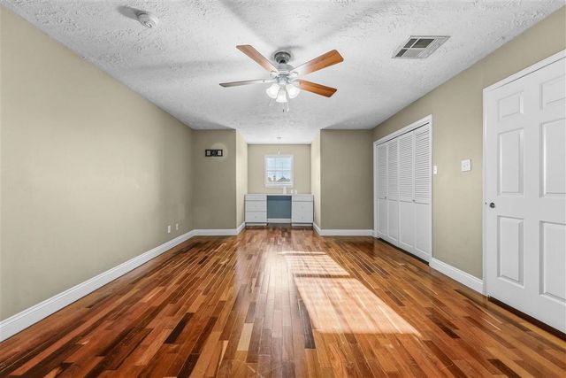 4001 Lake Street, Lake Charles, LA 70605
