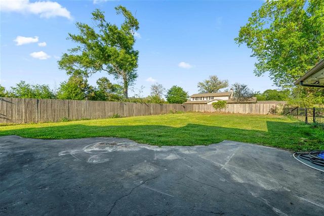 4001 Lake Street, Lake Charles, LA 70605