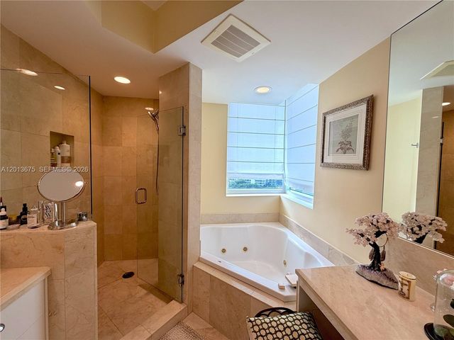 19400 Turnberry Way 731, Aventura, FL 33180
