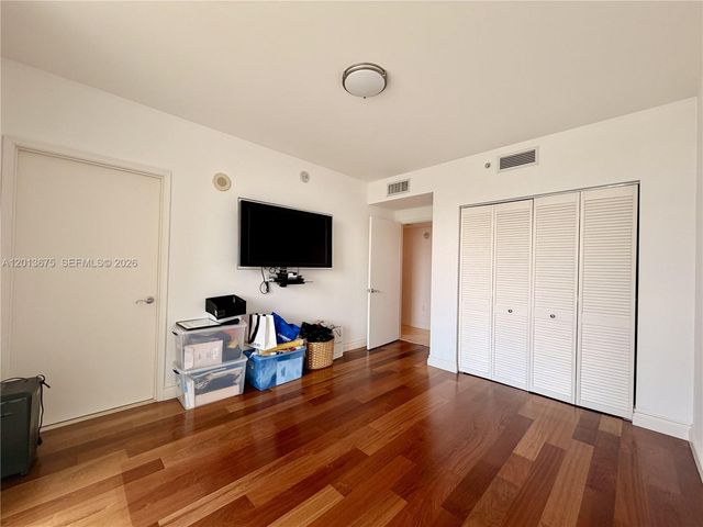 19400 Turnberry Way 731, Aventura, FL 33180