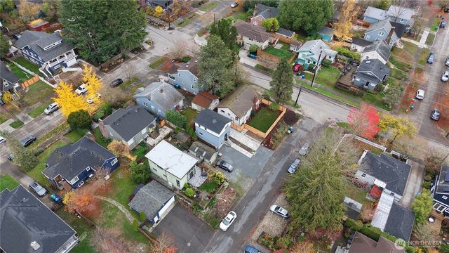 3054 Fairmount Ave SW, Seattle, WA 98116