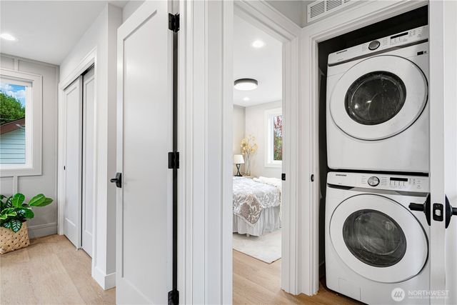 3054 Fairmount Ave SW, Seattle, WA 98116