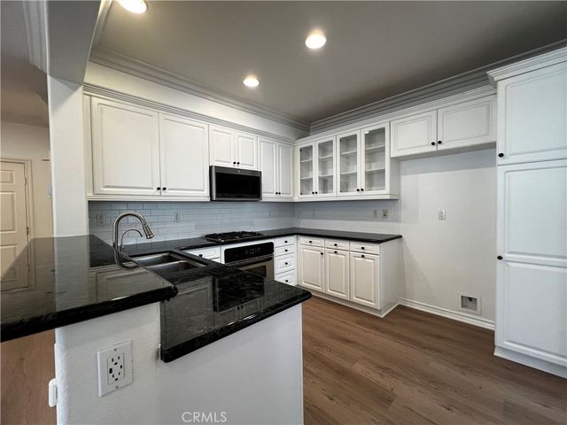 3 Ferrensby Way, Ladera Ranch, CA 92694